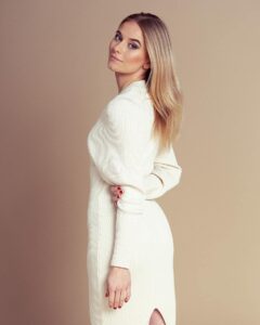 Modell Nelly Valle’n